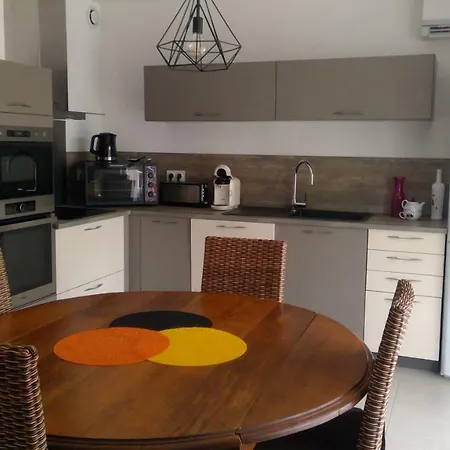 Apartman Pieds Dans L'eau Santa-Lucia-di-Moriani